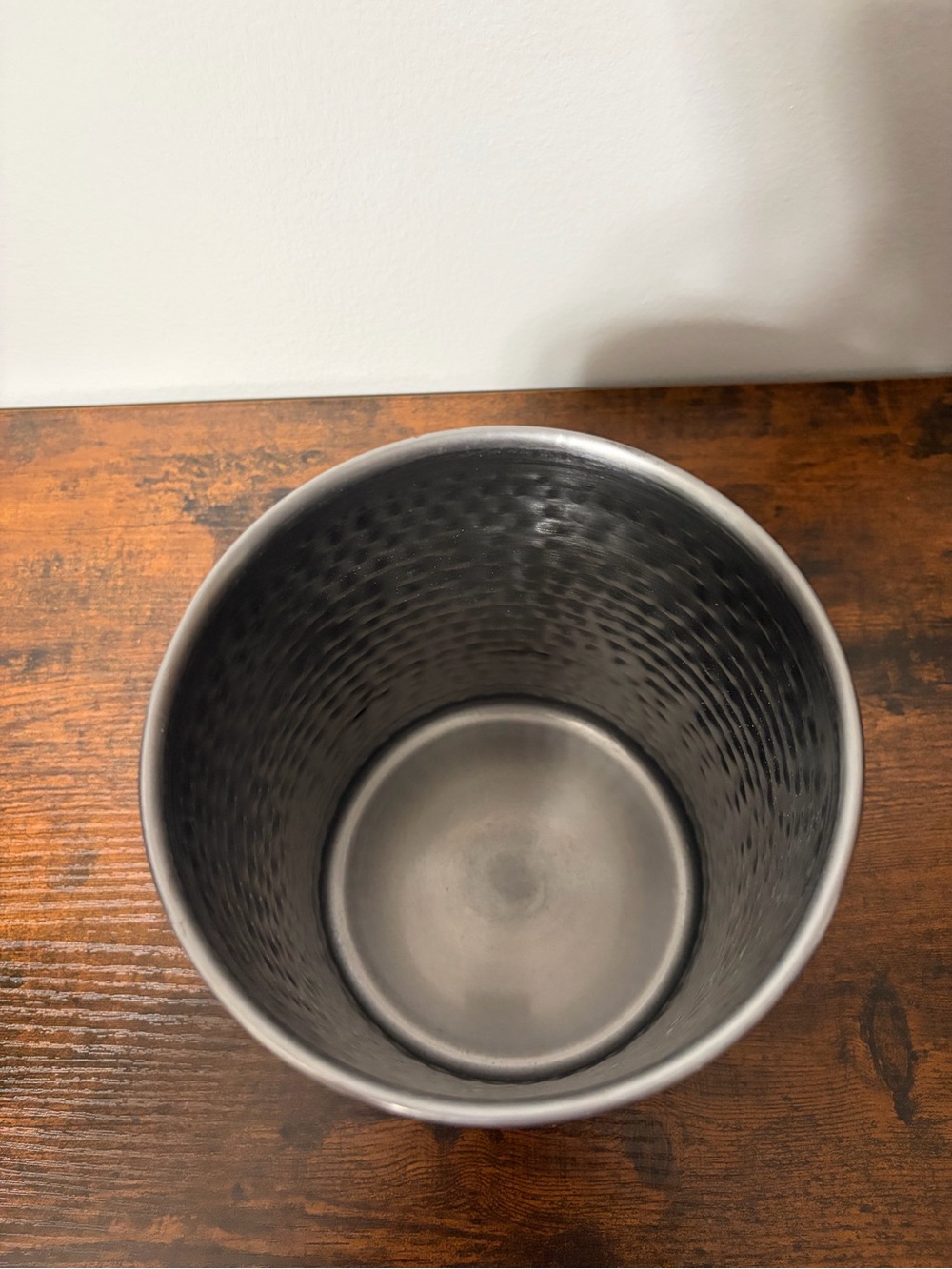 Hammered Metal Utensil Holder - Dark Bronze - Picture 3 of 6